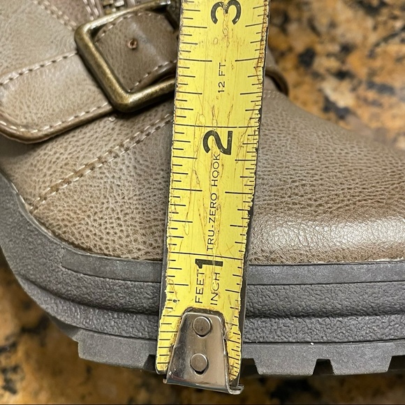 Guess GGadget Moto Platform Bootie, 11, Taupe, New Never Worn. Edgy, Classy Boot - Picture 12 of 14